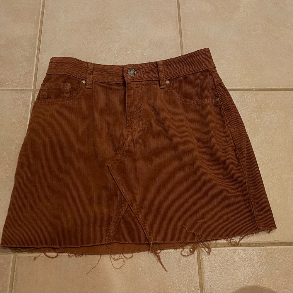 Brown corduroy skirt from Pacsun. Excellent use condition